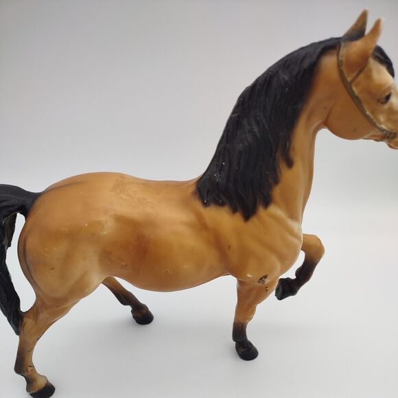 Breyer #111 Cheyenne Buckskin Horse Western Prancer Mold Dorsal Stripe - Picture 8 of 14